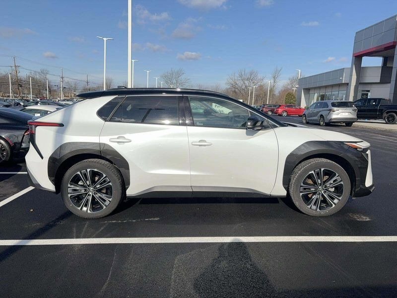 Used 2023 Toyota bZ4X Limited image 8