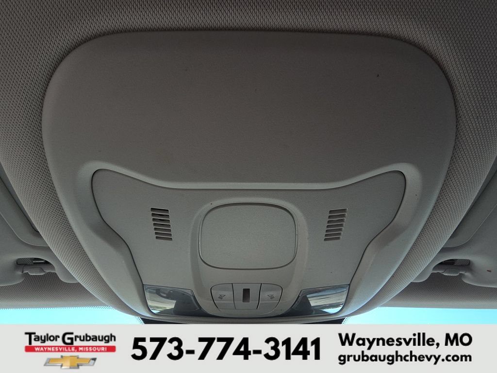 Used 2017 Jeep Renegade Latitude AWD/4WD image 24