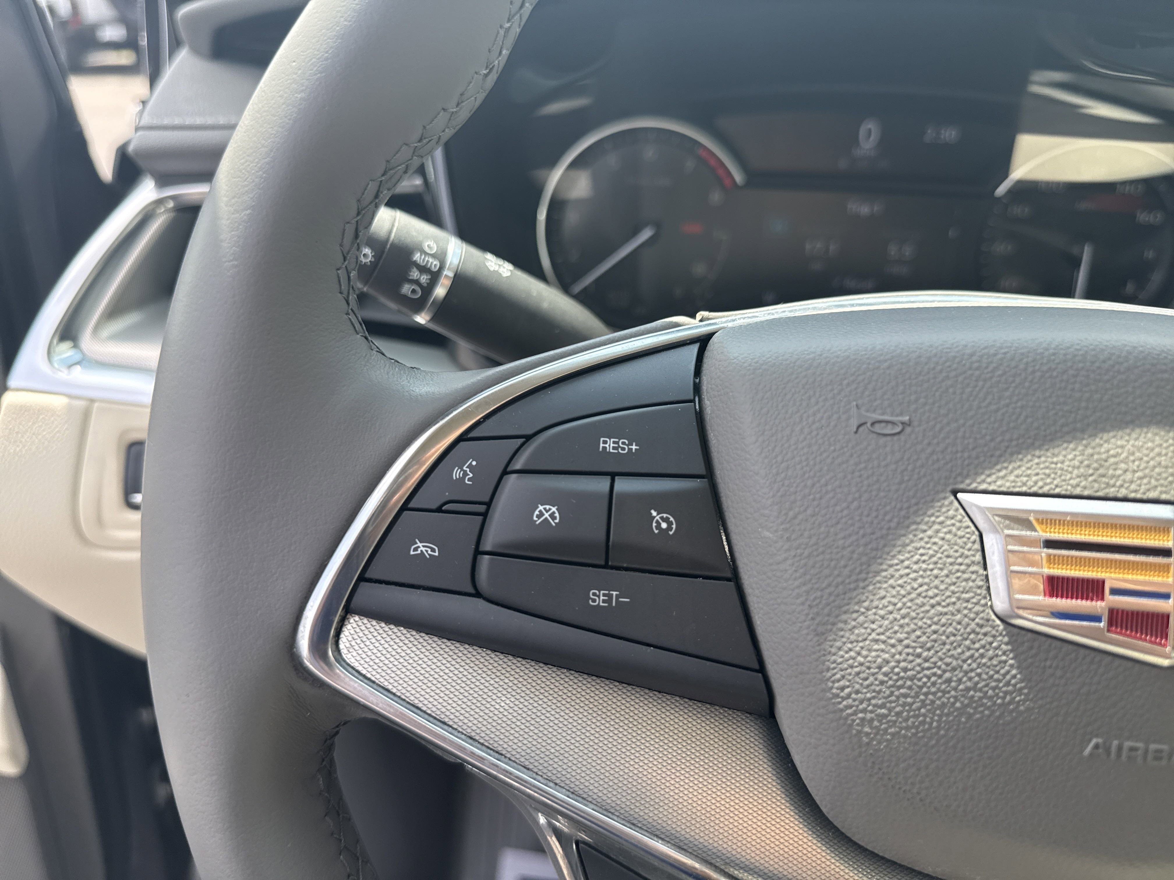 Used 2021 Cadillac XT5 Premium Luxury w/ LPO, Premium Carpet Package image 15