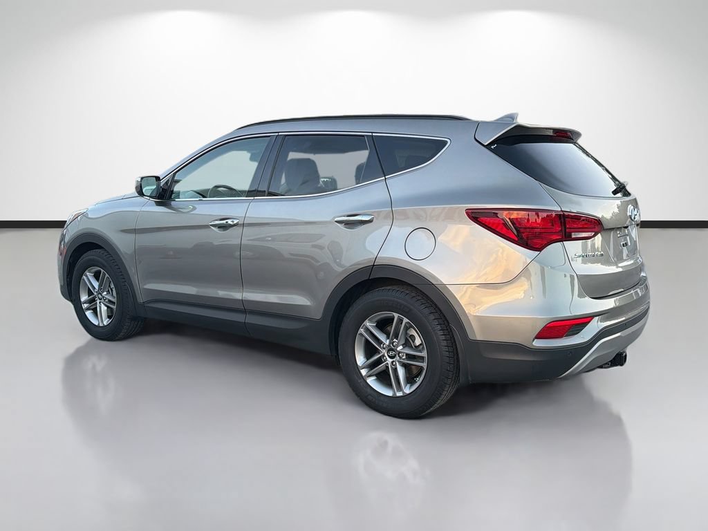 Used 2018 Hyundai Santa Fe Sport w/ 2.4L Tech Package 04 FWD image 5