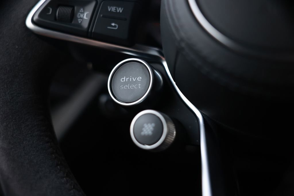 Used 2021 Audi R8 V10 performance w/ Full Leather Package image 37