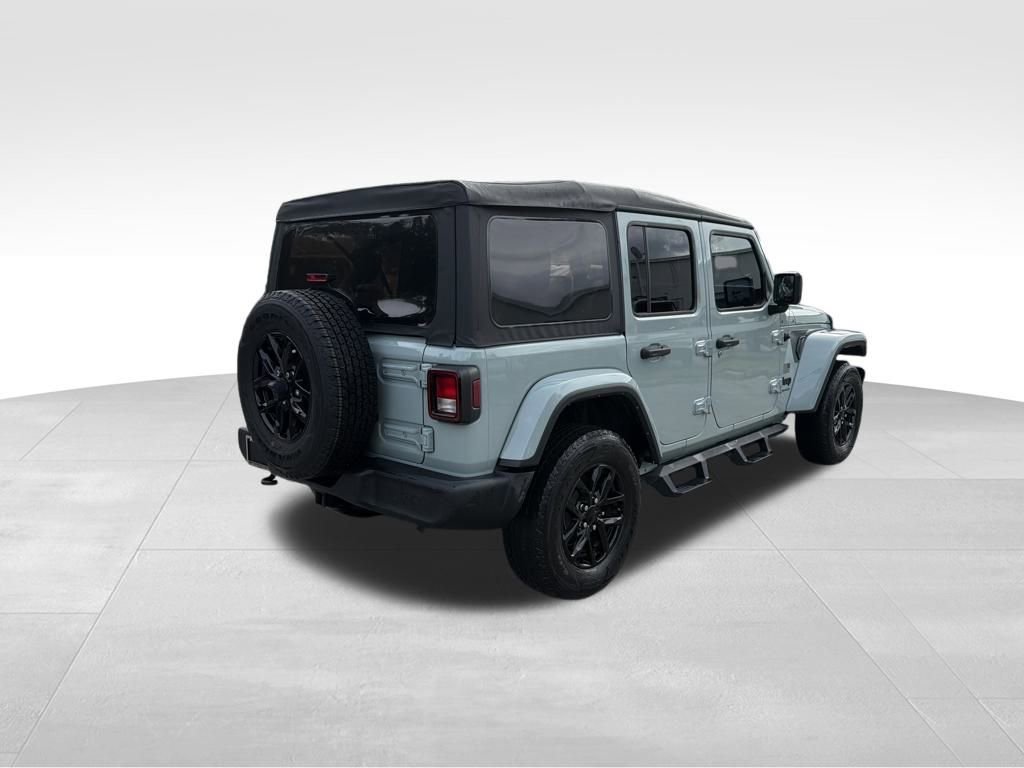 Used 2023 Jeep Wrangler Sport image 8