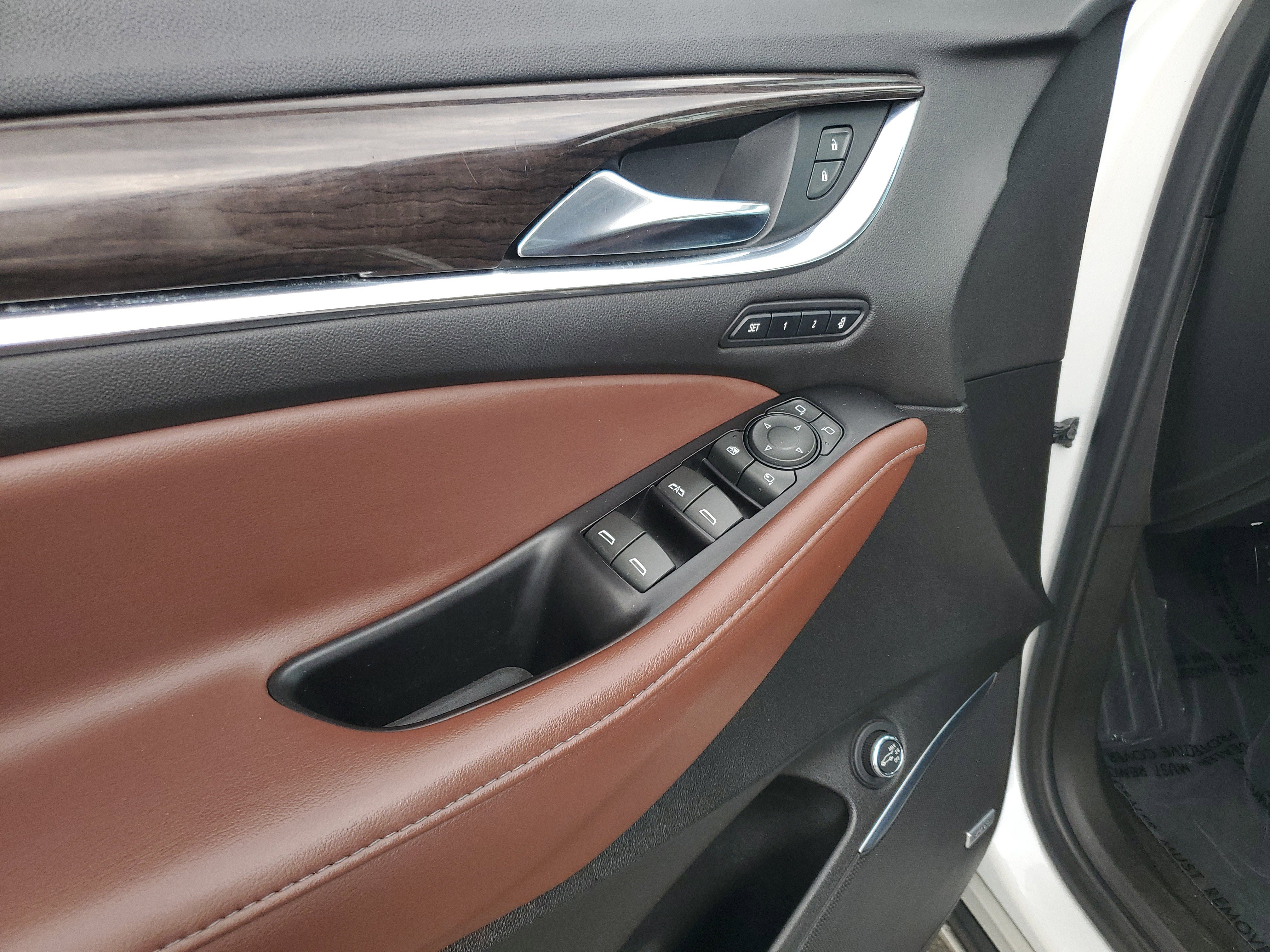 Used 2019 Buick Enclave Avenir w/ Avenir Technology Package image 21