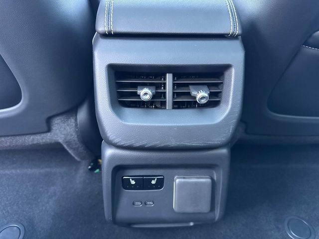 New 2025 Cadillac Optiq Sport 2 w/ LPO, ONYX Package image 12