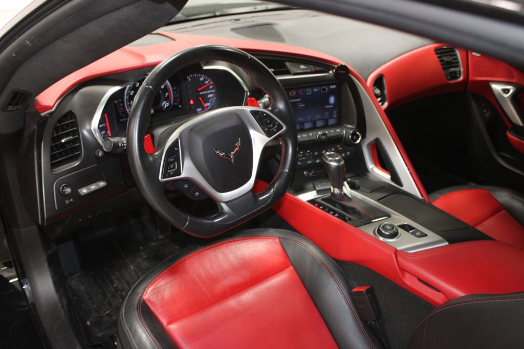 Used 2017 Chevrolet Corvette Stingray Coupe RWD image 23