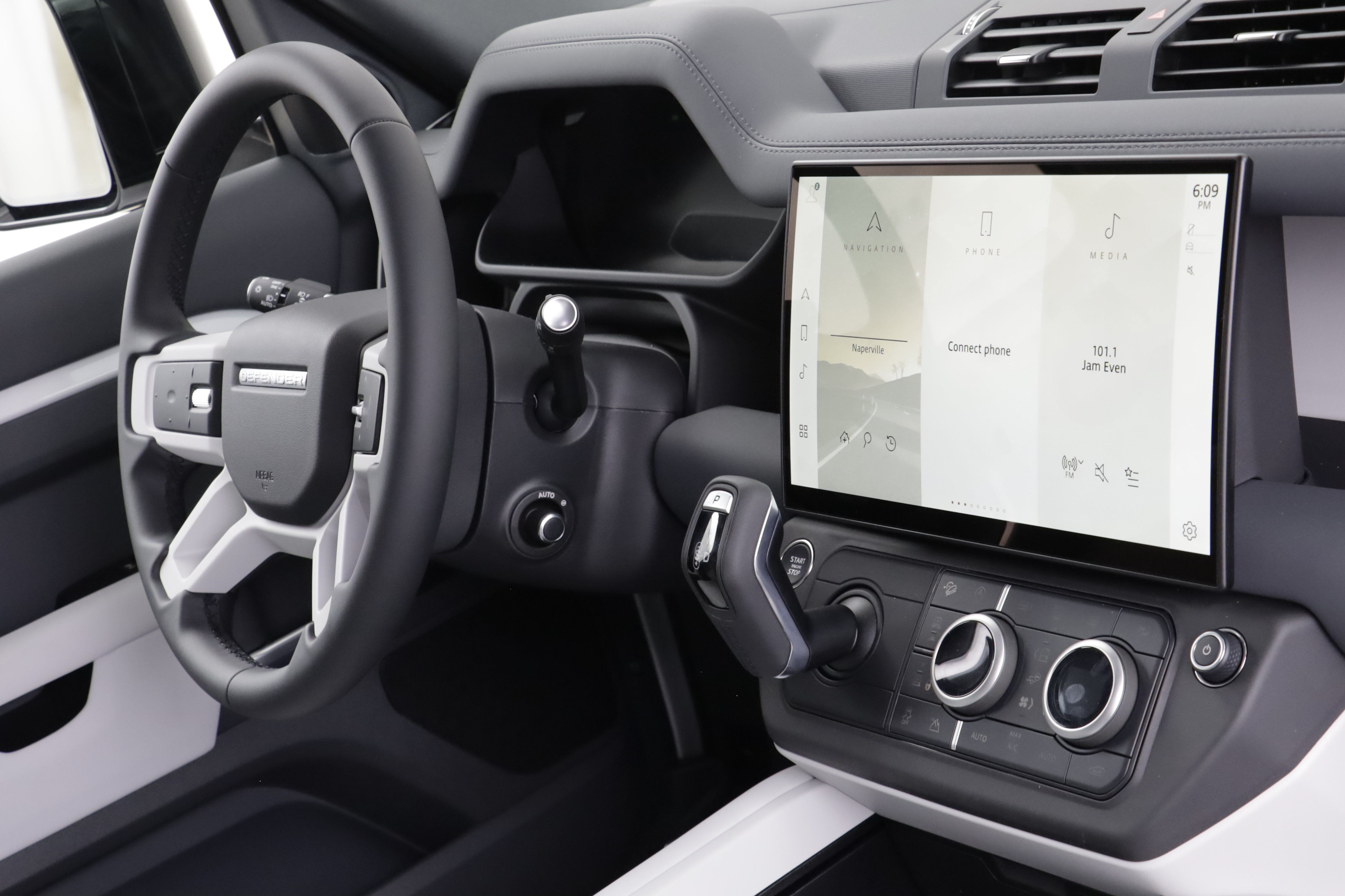 New 2026 Land Rover Defender 130 S AWD/4WD image 24