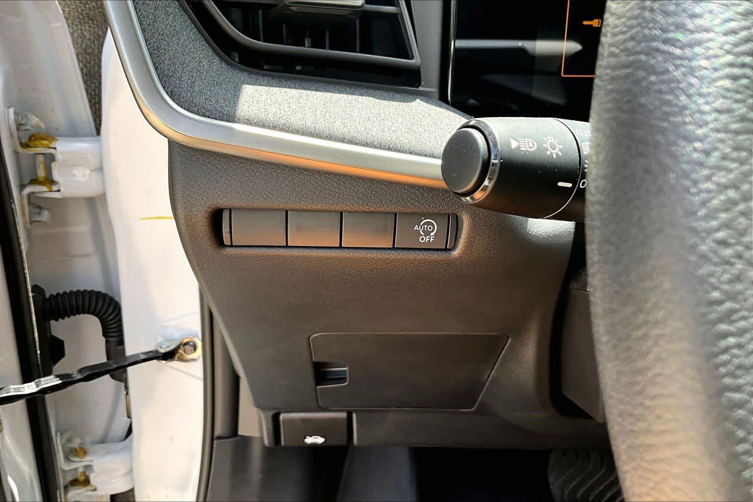 Certified 2026 Nissan Kicks S FWD image 32