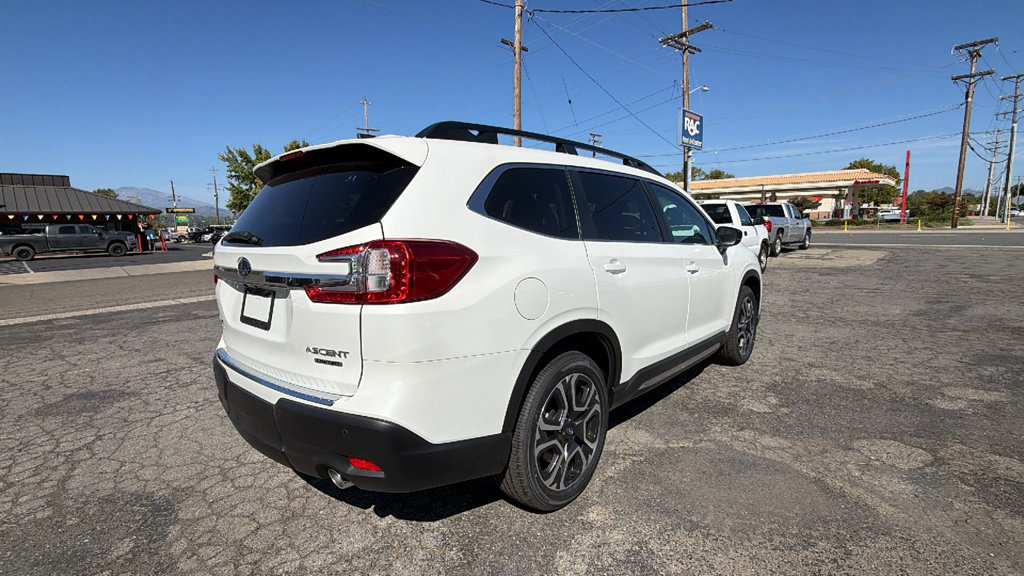 New 2026 Subaru Ascent Limited AWD/4WD image 4