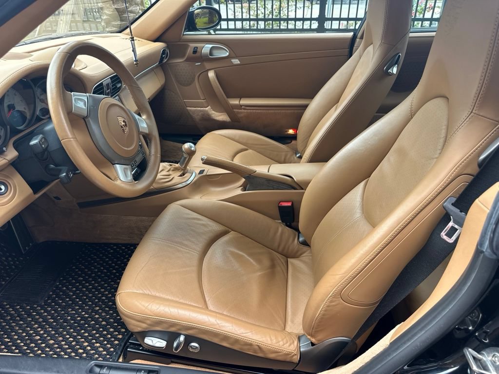 Used 2006 Porsche 911 Carrera S RWD image 2