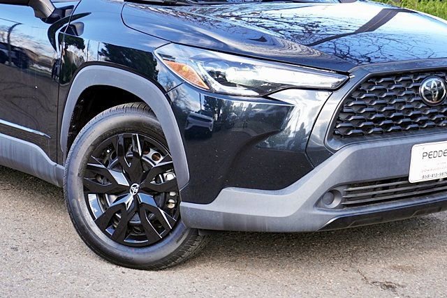 Used 2022 Toyota Corolla Cross L image 4