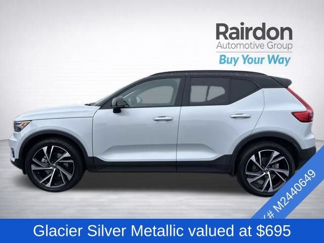 Used 2021 Volvo XC40 T5 R-Design w/ Protection Package Premier AWD/4WD image 4