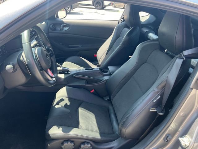 Used 2024 Nissan Z Performance w/ Floor Mat Package RWD image 14