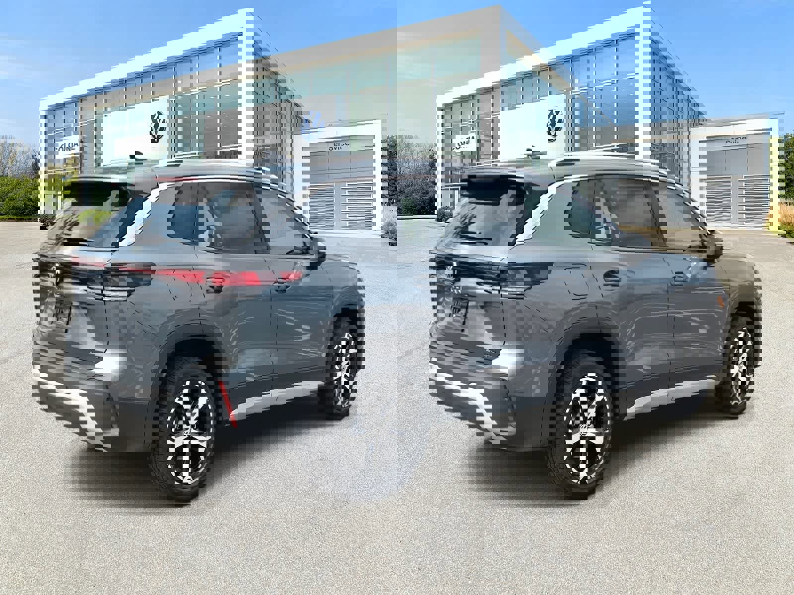 New 2026 Volkswagen Tiguan SE AWD/4WD image 8