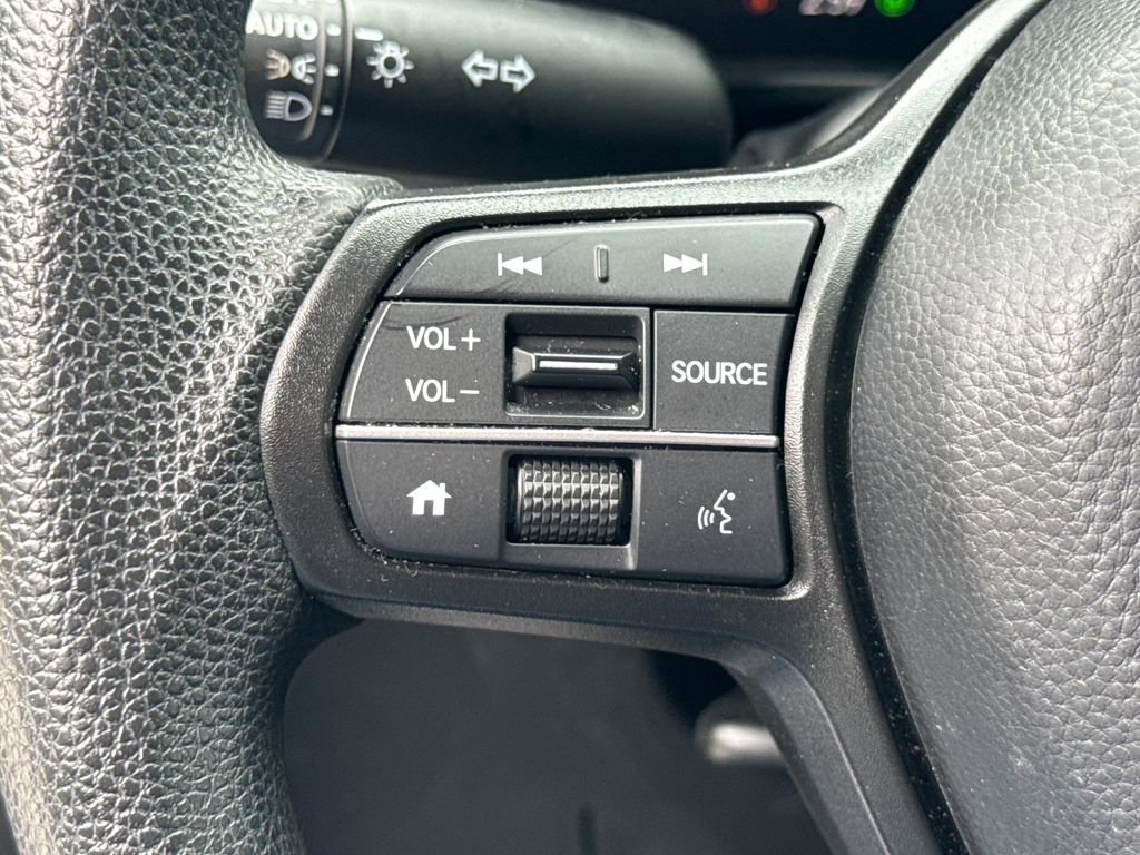 Used 2023 Honda CR-V LX image 28