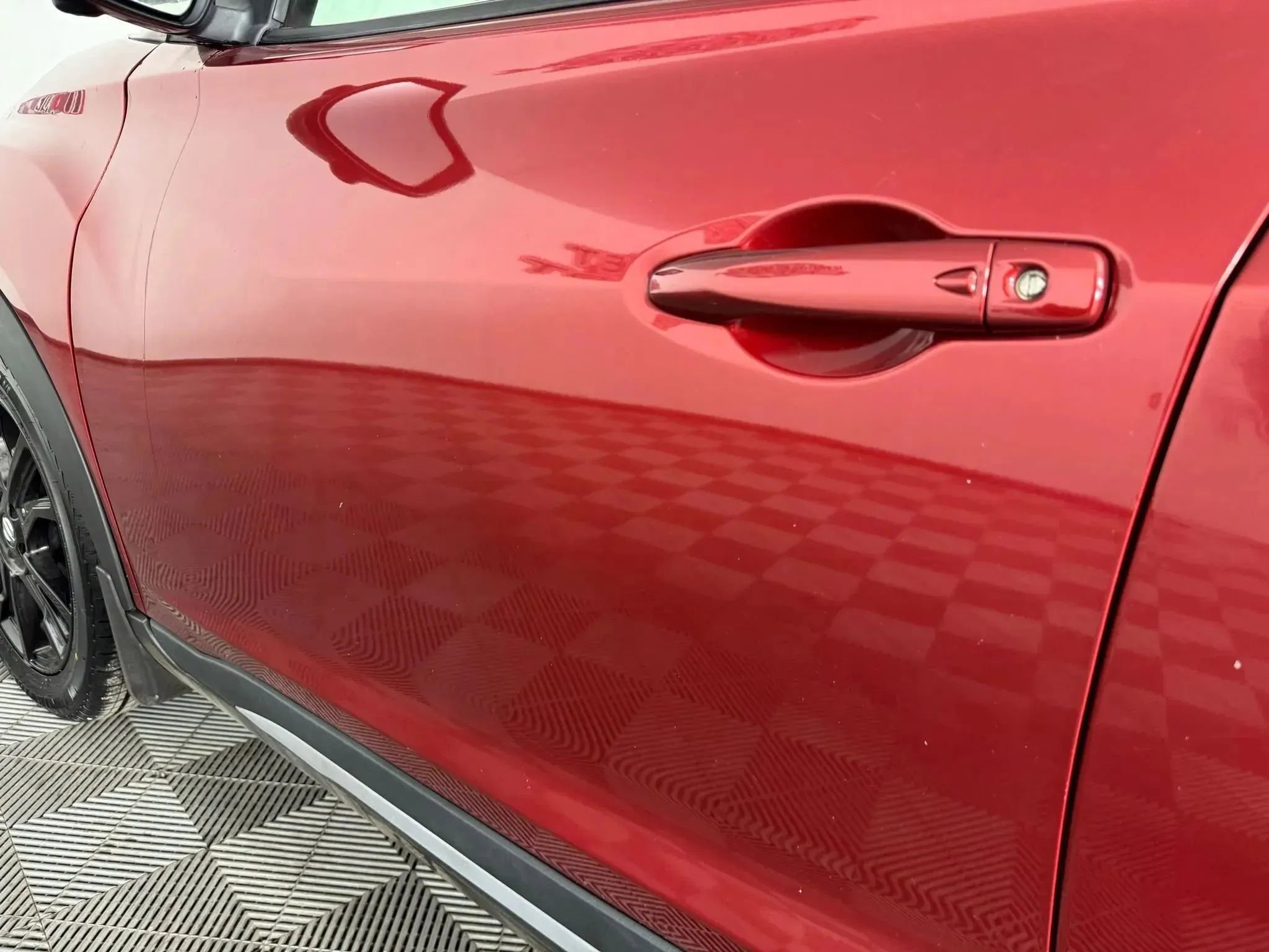 Used 2020 Nissan Kicks SR image 24