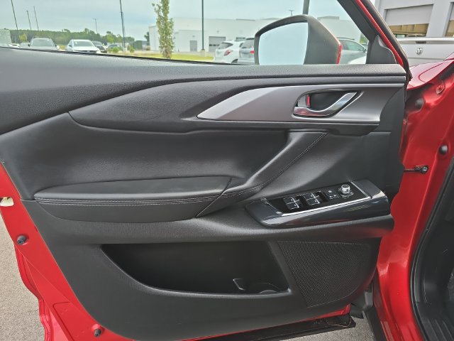 Used 2018 MAZDA CX-9 Touring FWD image 14
