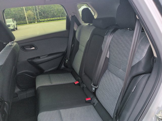 Used 2023 Nissan Rogue SV FWD image 15