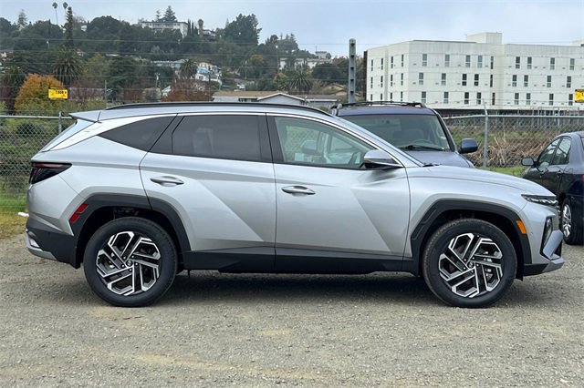 New 2025 Hyundai Tucson Limited image 5