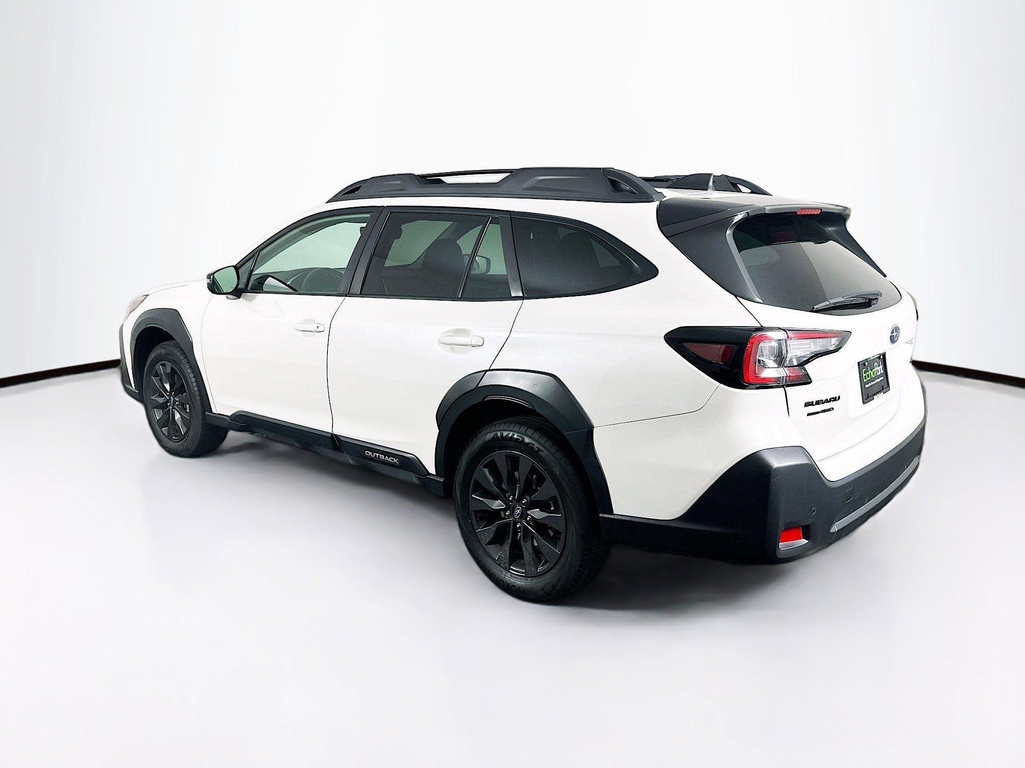 Used 2025 Subaru Outback Onyx Edition image 5