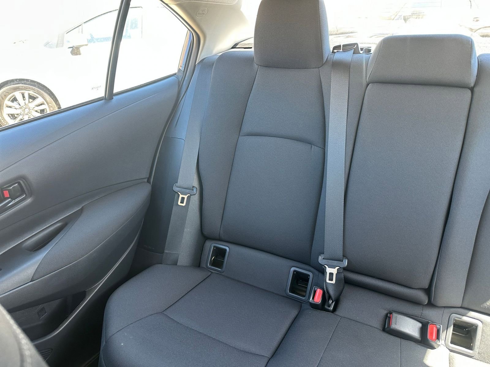 Used 2025 Toyota Corolla LE image 37