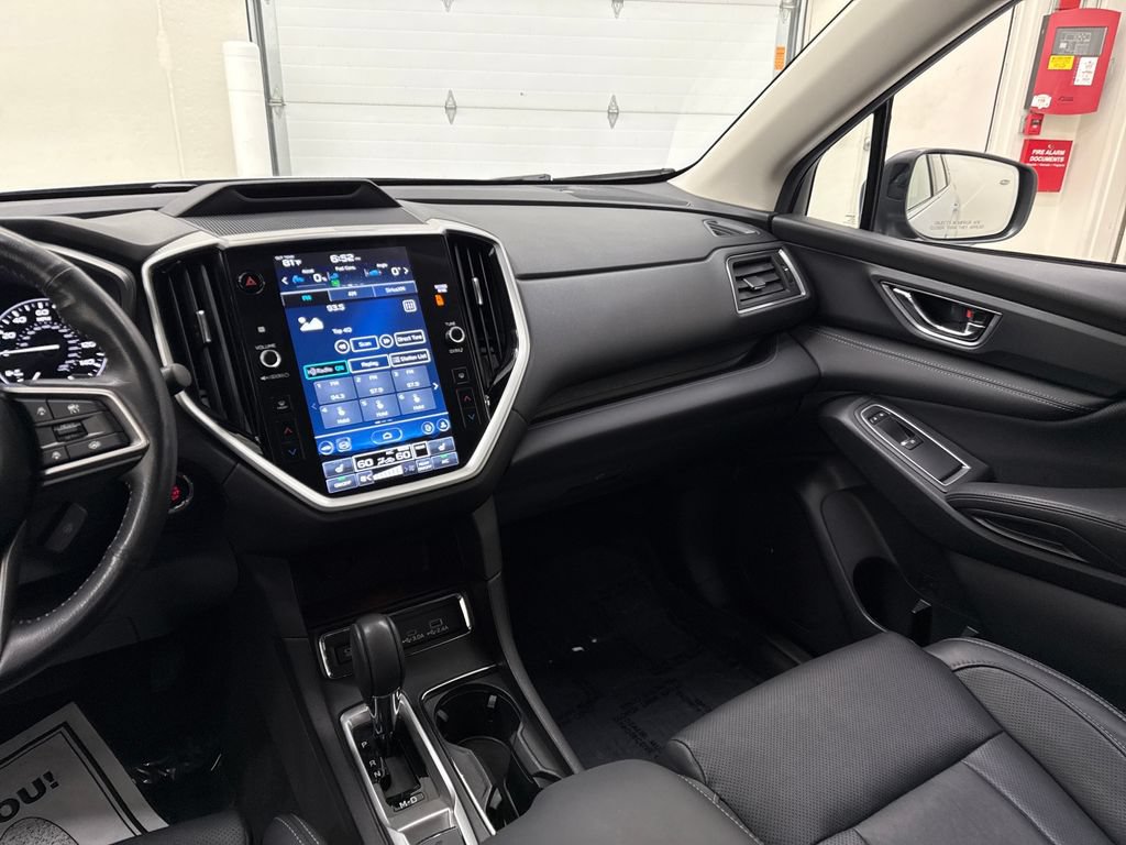 Used 2023 Subaru Ascent Limited w/ Technology Package AWD/4WD image 17