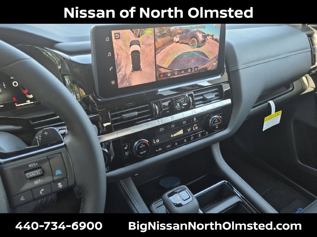 New 2026 Nissan Pathfinder Platinum AWD/4WD image 15
