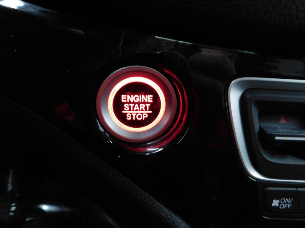 Used 2020 Honda Pilot Elite image 35