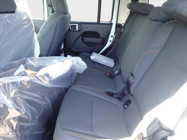 New 2025 Jeep Gladiator Willys image 8