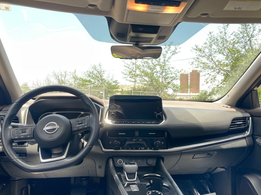 Used 2023 Nissan Rogue SL w/ SL Premium Package AWD/4WD image 13