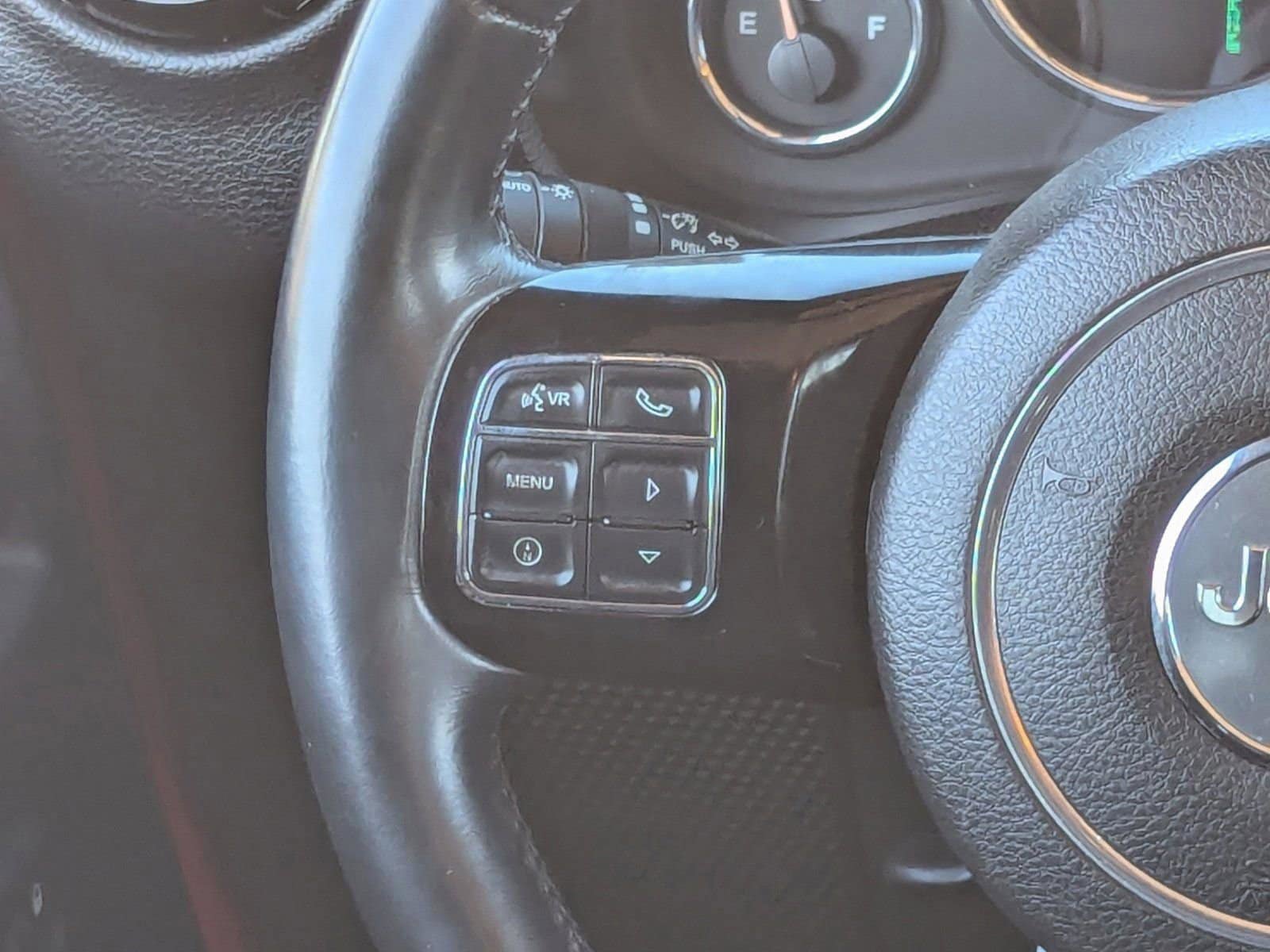 Used 2015 Jeep Wrangler Unlimited Sahara AWD/4WD image 20