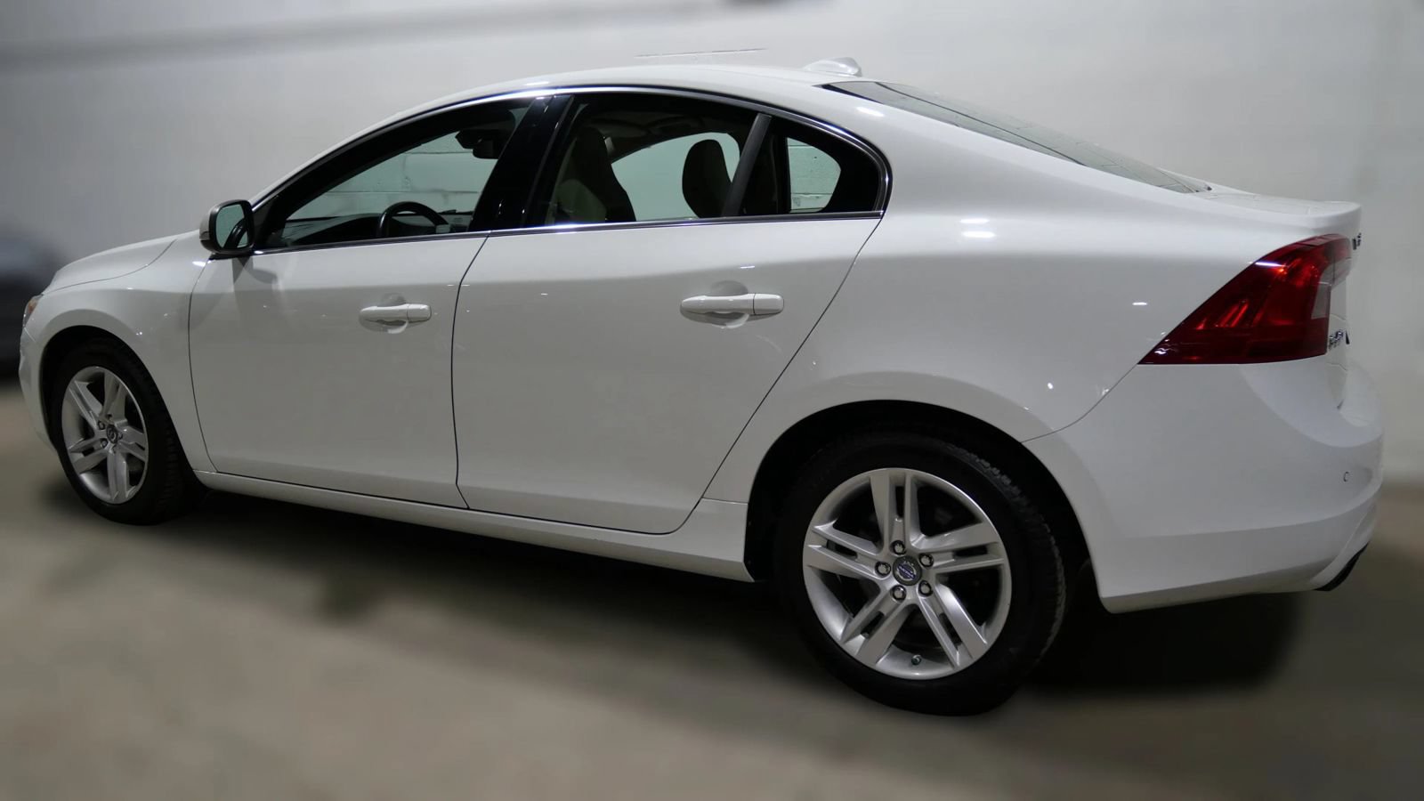 Used 2015 Volvo S60 T5 Premier FWD image 4