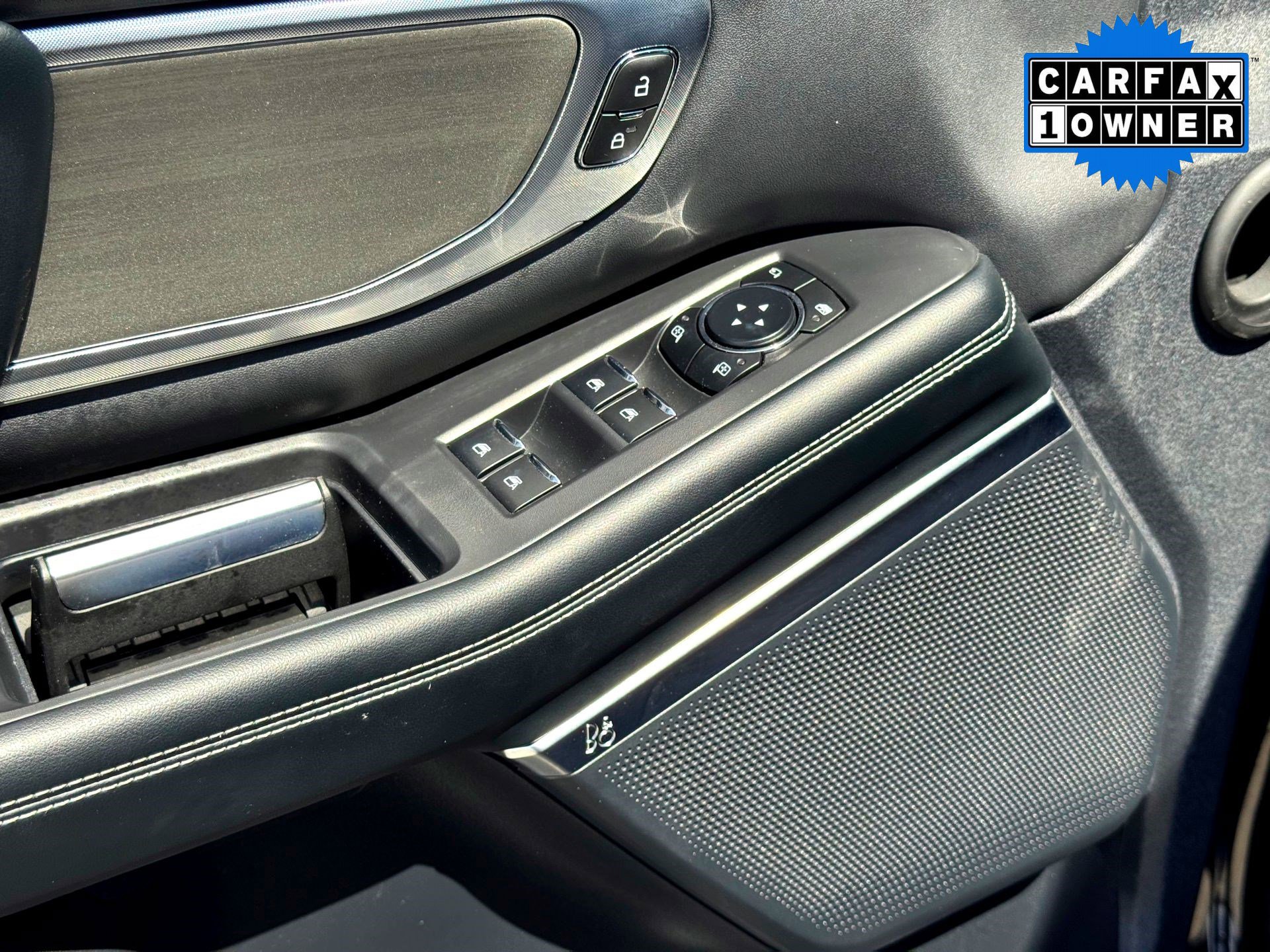 Used 2025 Ford Expedition Platinum AWD/4WD image 16