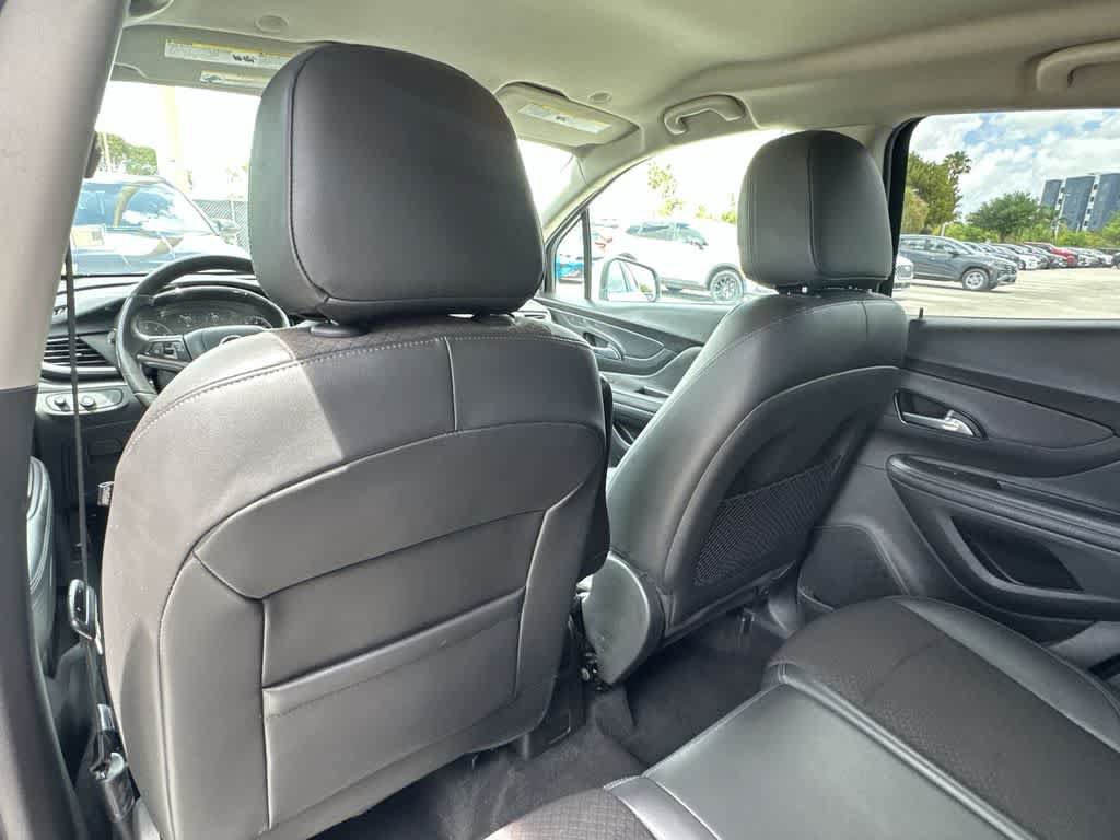 Used 2020 Buick Encore Preferred FWD image 23