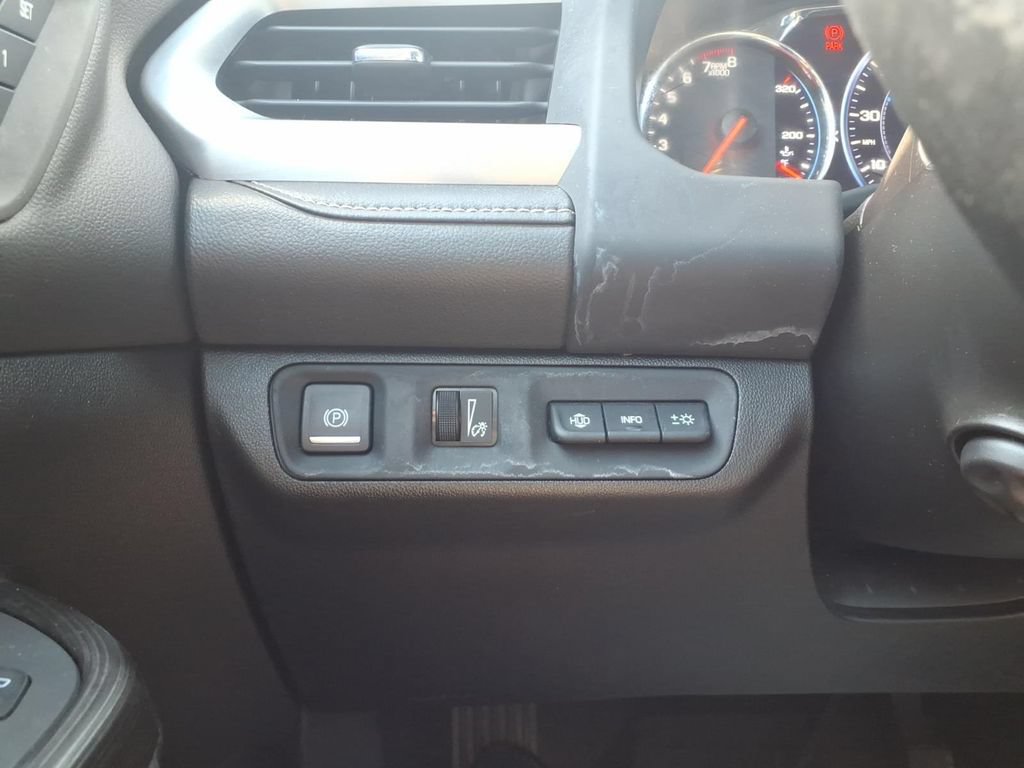 Used 2023 GMC Acadia SLT w/ Technology Package AWD/4WD image 15