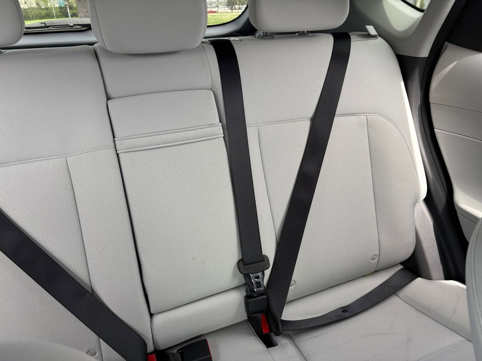 Used 2025 Hyundai Kona SEL FWD image 37