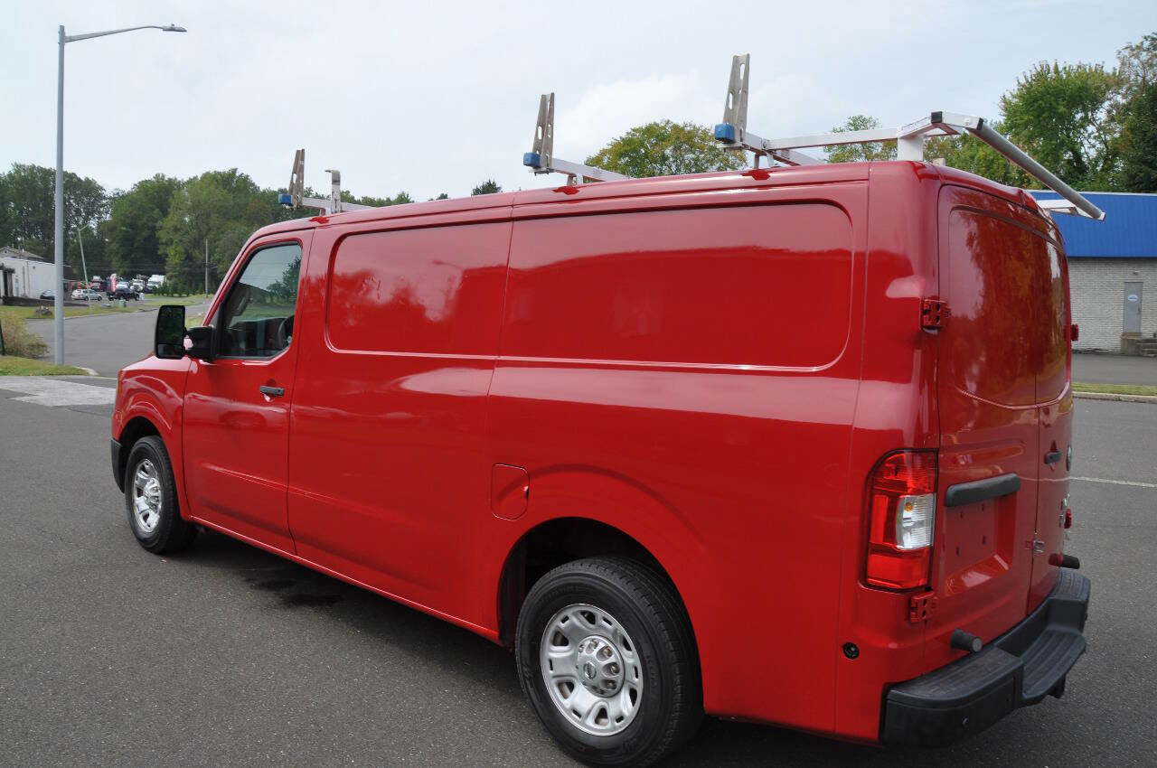 Used 2015 Nissan NV 2500 SV w/ Technology Package image 12