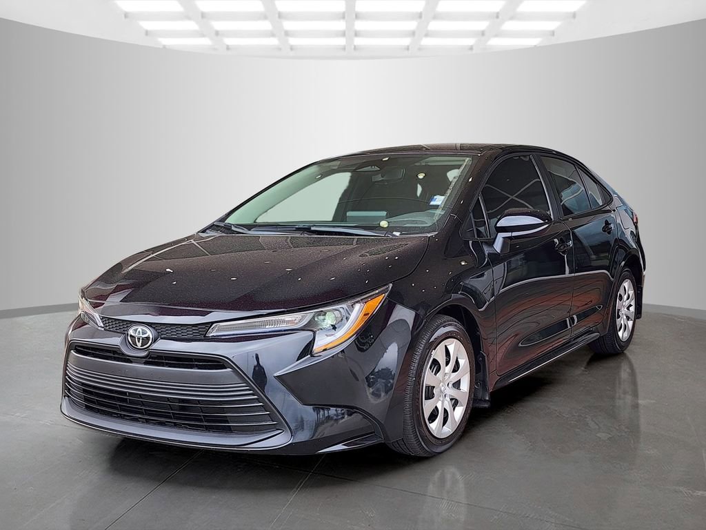 Used 2024 Toyota Corolla LE FWD image 9