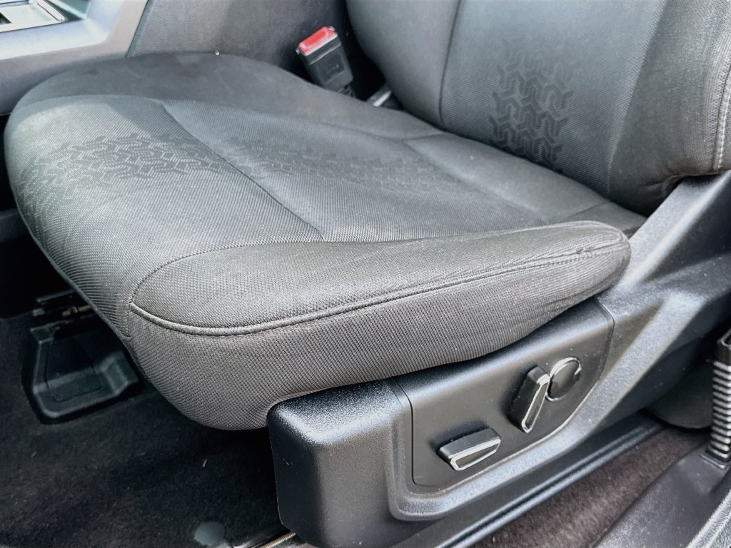 Used 2018 Ford F150 XLT w/ Equipment Group 302A Luxury AWD/4WD image 21
