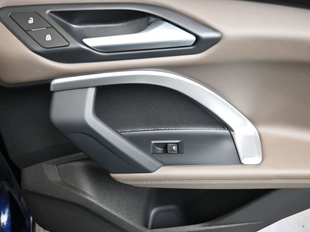 Used 2025 Audi Q5 Premium Plus w/ Premium Plus image 15