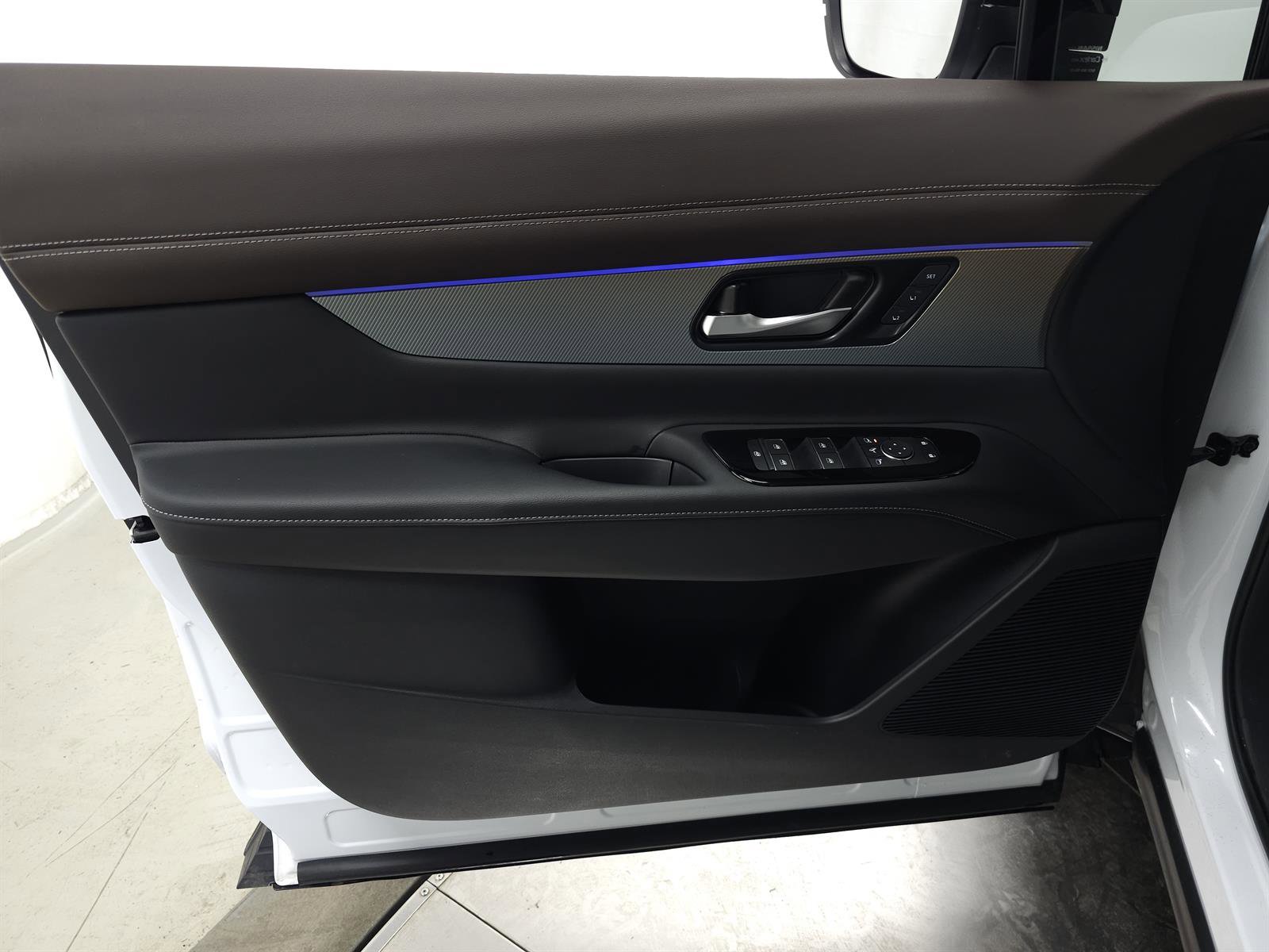 Used 2025 Nissan Murano Platinum w/ Cargo Package AWD/4WD image 13