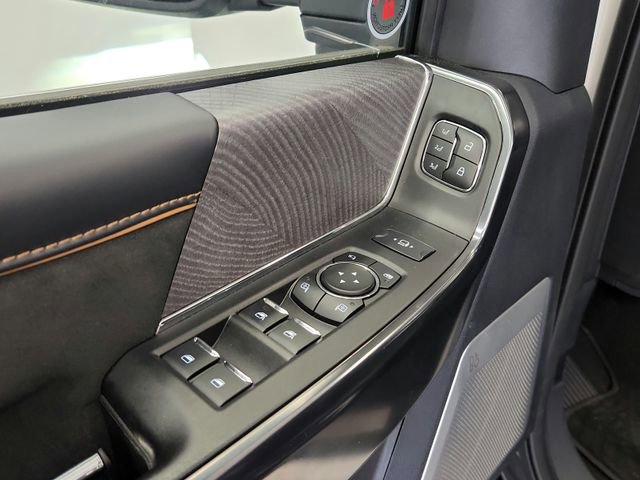 Used 2024 Ford F250 Platinum w/ FX4 Off-Road Package image 47