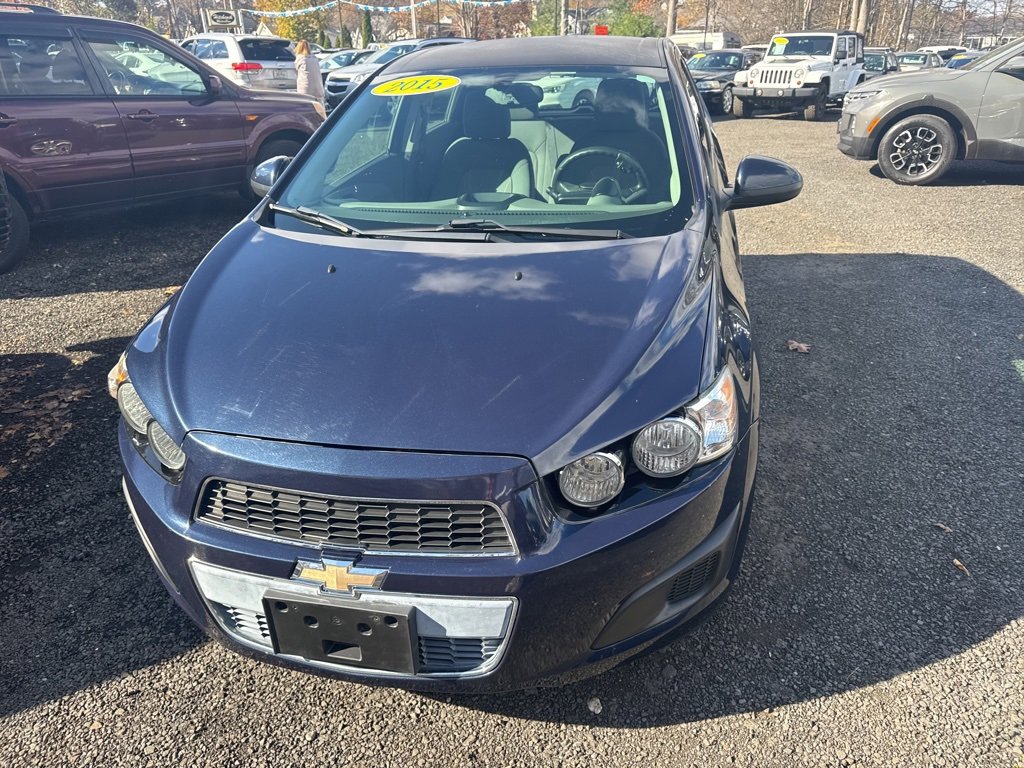 Used 2015 Chevrolet Sonic LT image 14