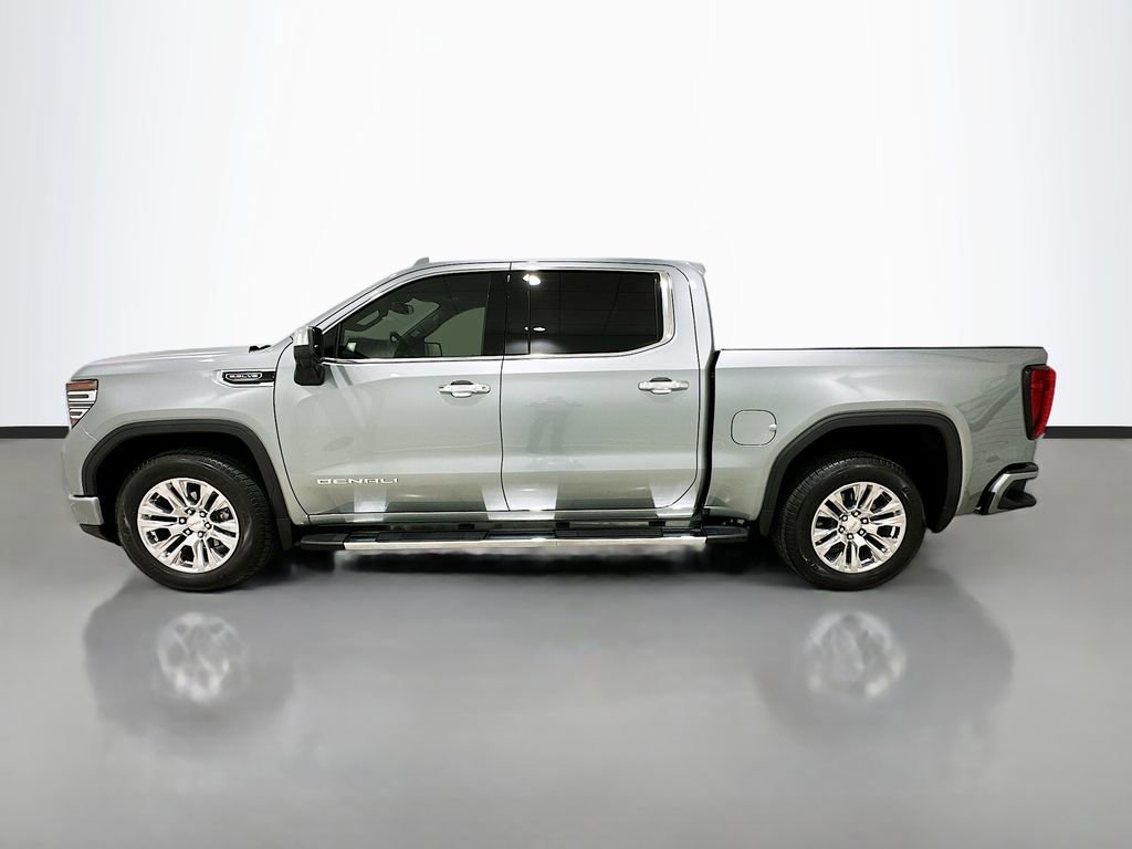 Used 2026 GMC Sierra 1500 Denali RWD image 4