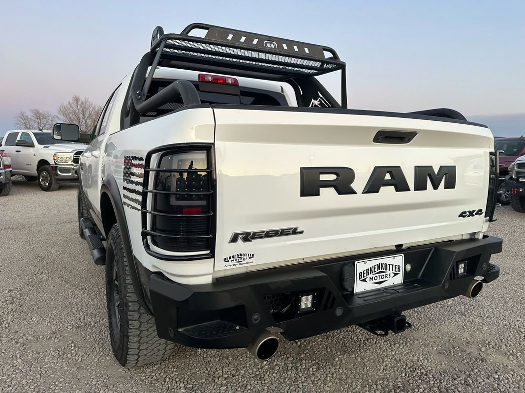 Used 2017 RAM 1500 Rebel w/ Luxury Group image 9