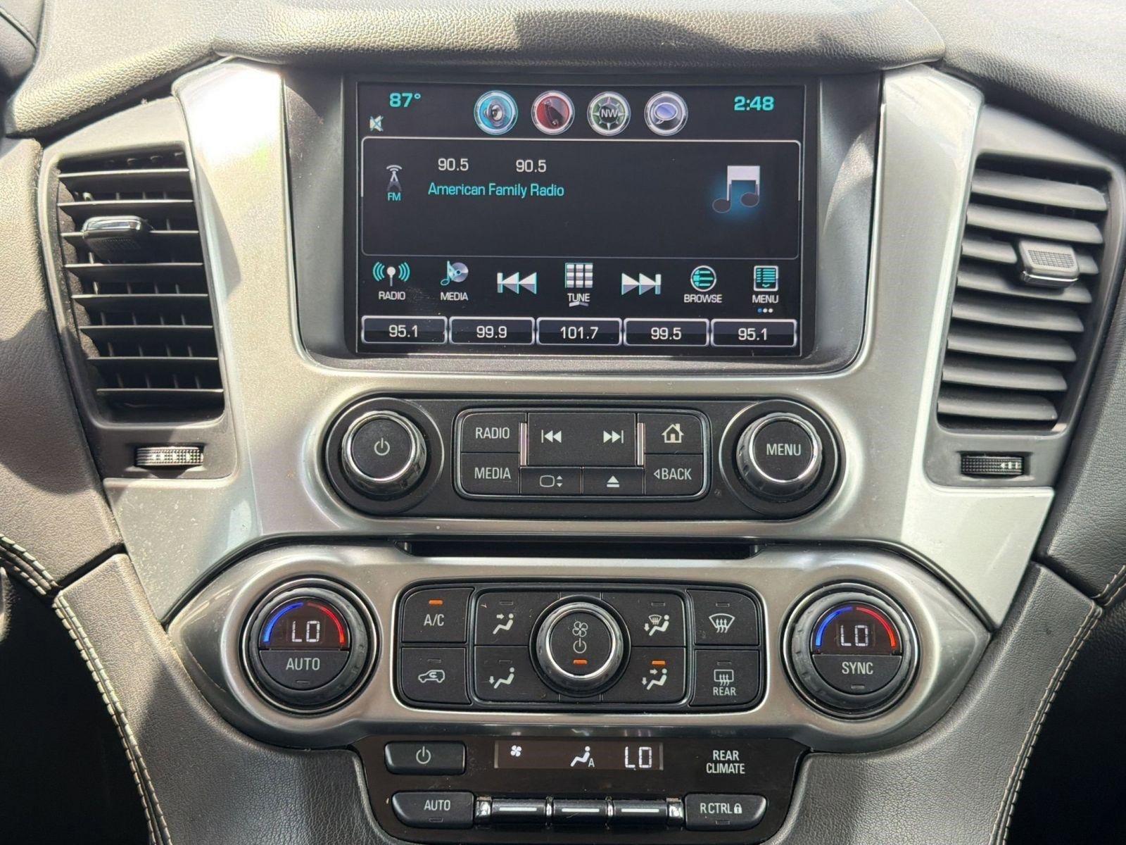 Used 2016 Chevrolet Suburban LS w/ Enhanced Driver Alert Package RWD image 26