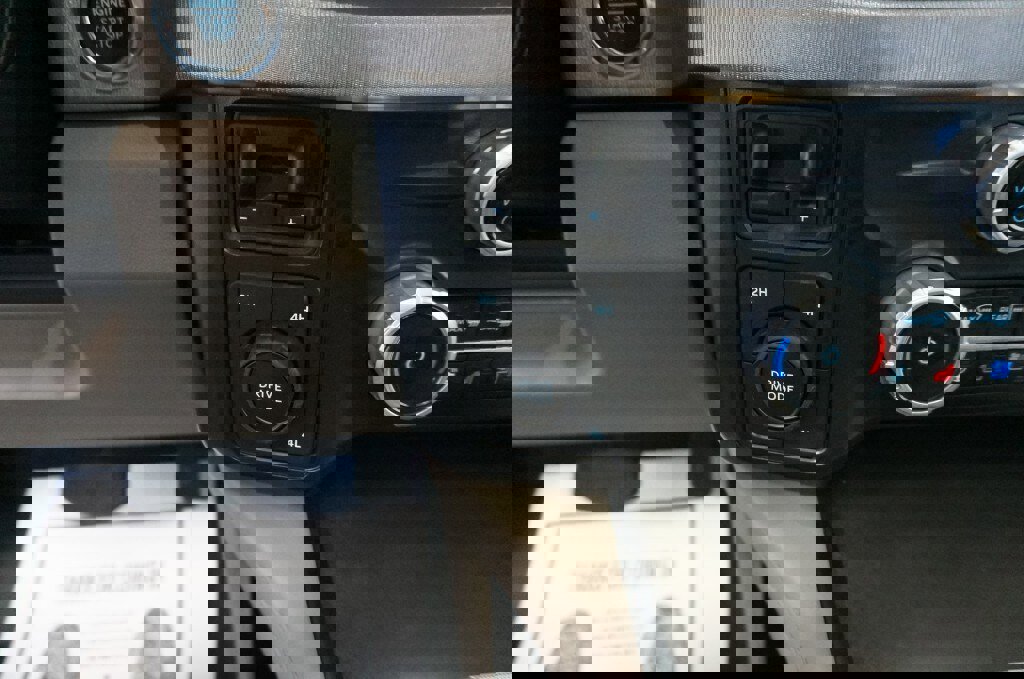 New 2026 Ford F450 Platinum w/ Platinum Plus Package AWD/4WD image 19