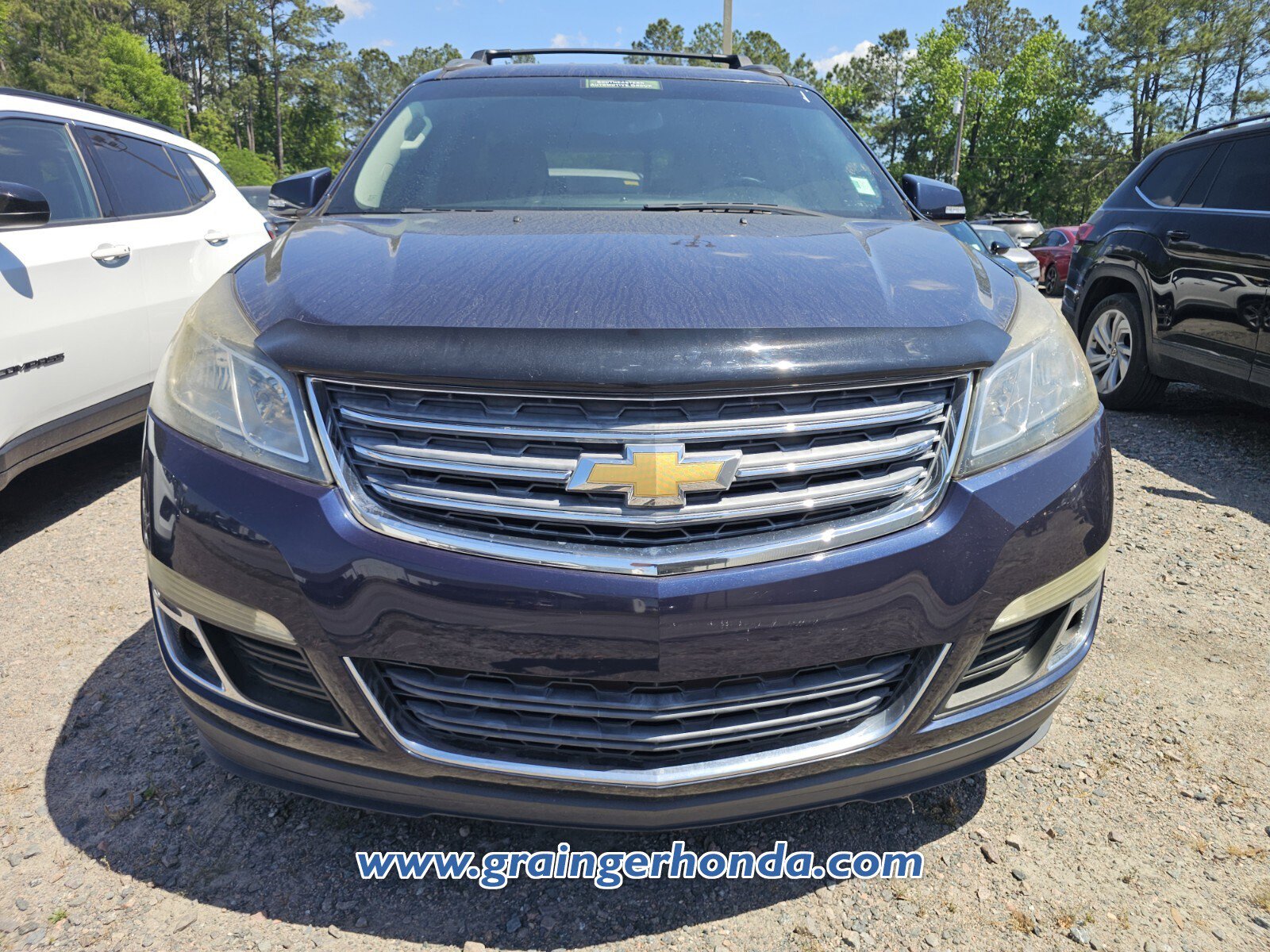 Used 2015 Chevrolet Traverse LT w/ Style and Technology Package image 3