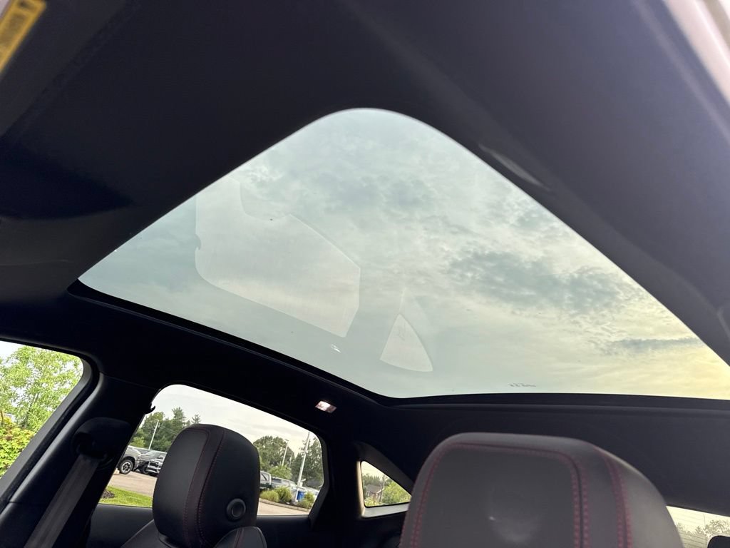 Used 2020 Jaguar E-PACE Checkered Flag AWD/4WD image 9