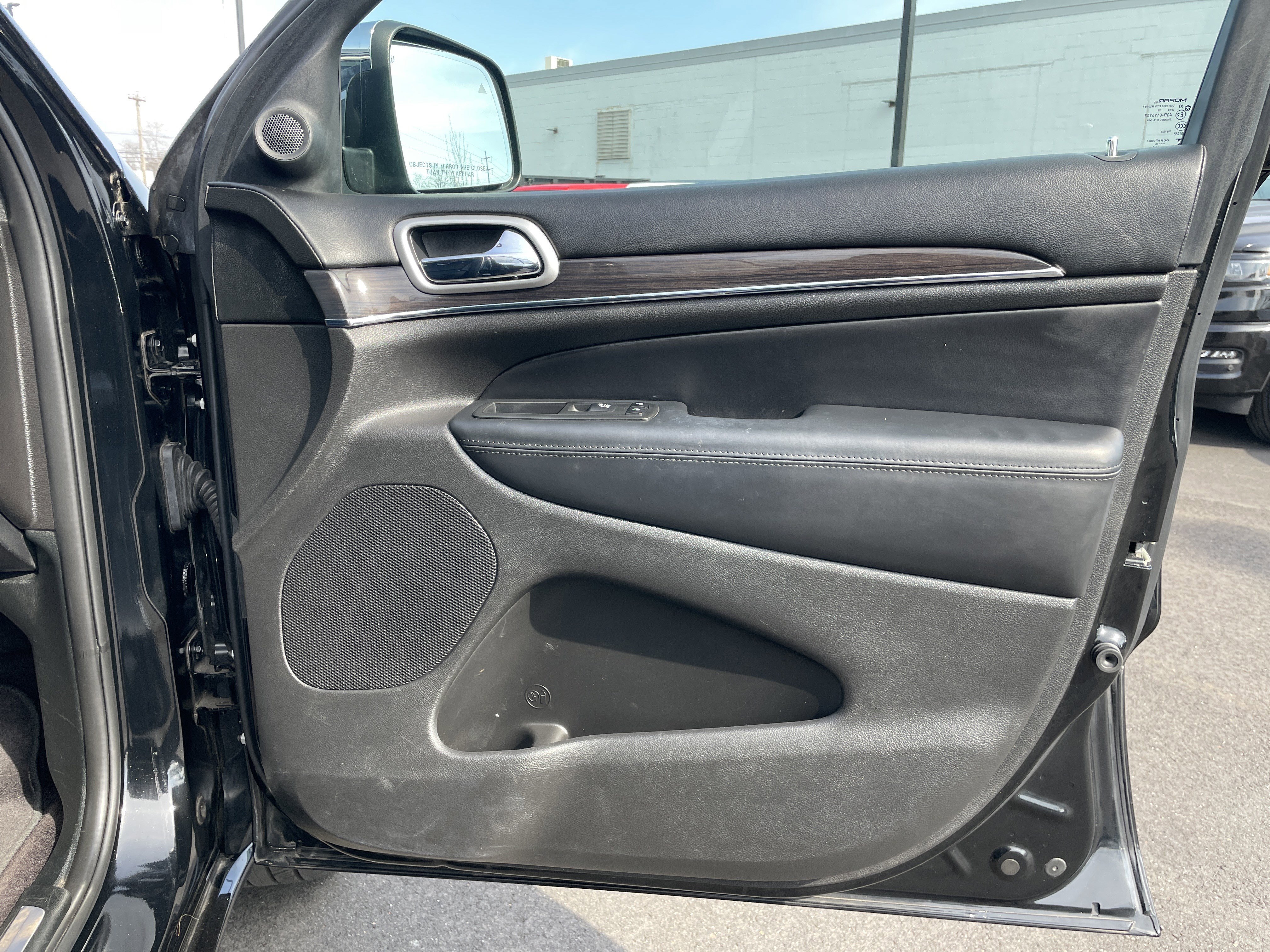 Used 2018 Jeep Grand Cherokee Overland image 10