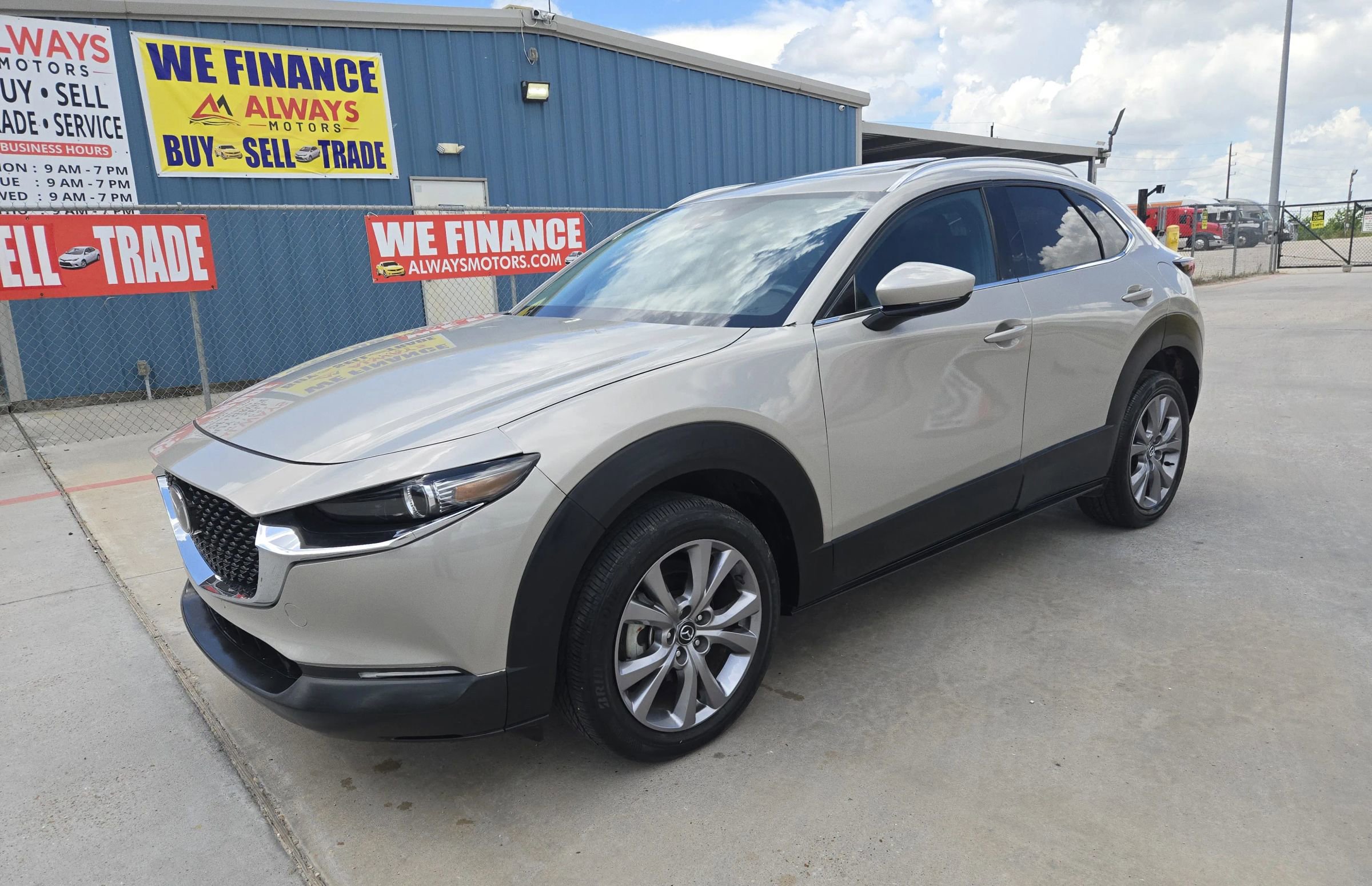 Used 2023 MAZDA CX-30 AWD 2.5 S w/ Premium Package image 2
